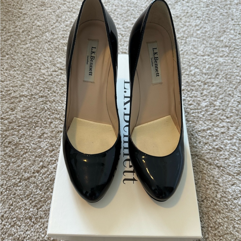 LK Bennett Stila Patent Pump
